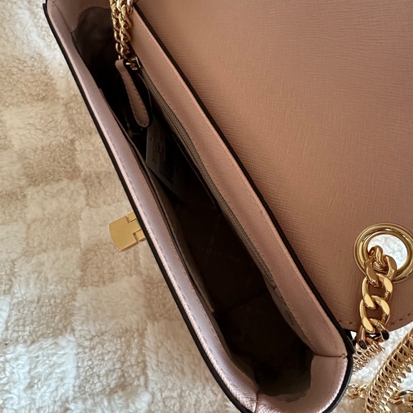 NWT!RARE! MK Michael Kors Tina Medium Leather Shoulder Flap Crossbody 35T7GT4F2L - Picture 9 of 10